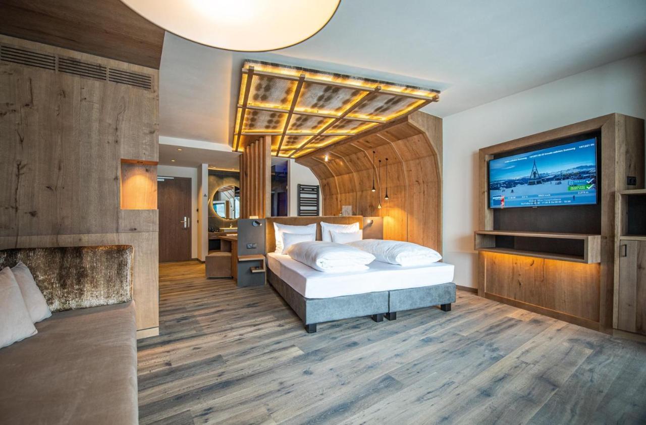 Leitgam Luxury Hotel For Two เคียเนส ภายนอก รูปภาพ