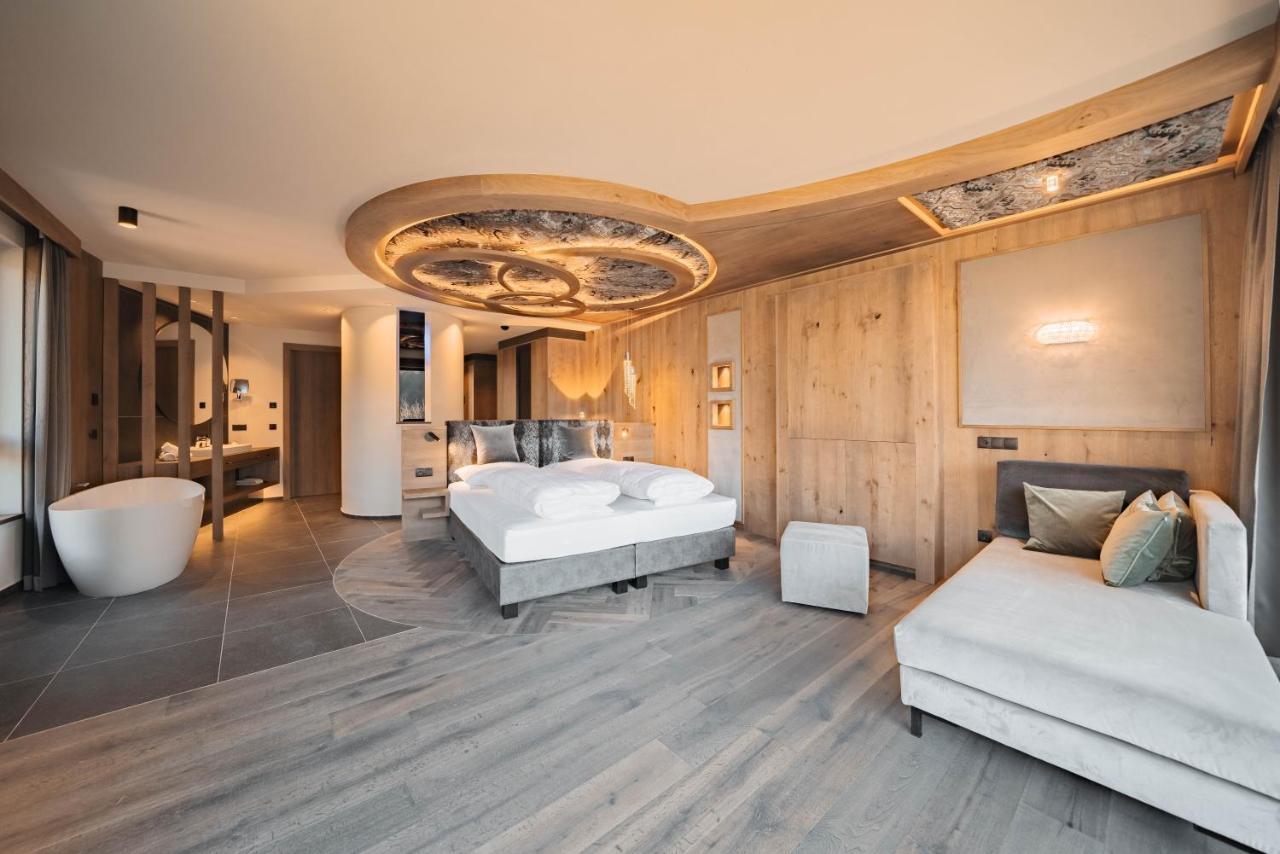 Leitgam Luxury Hotel For Two เคียเนส ภายนอก รูปภาพ