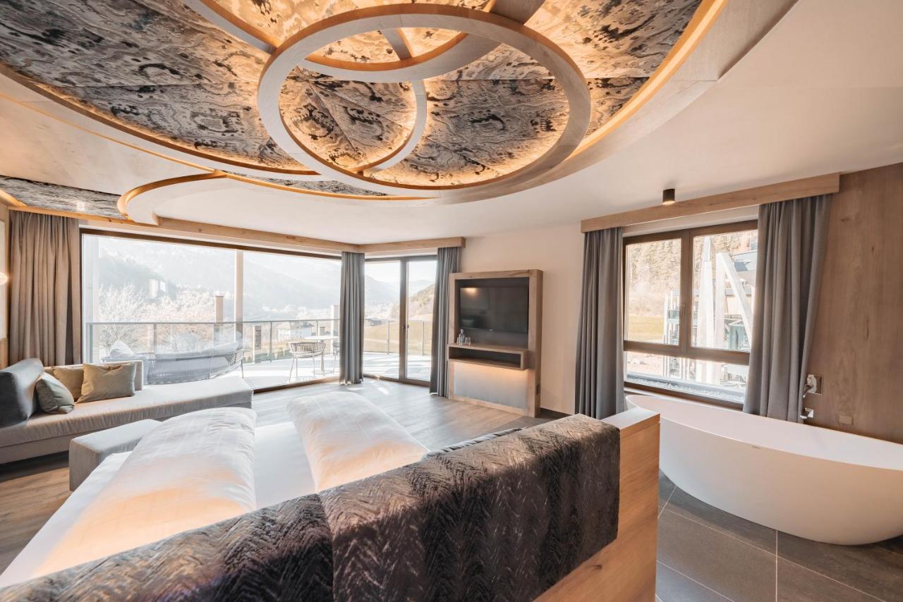 Leitgam Luxury Hotel For Two เคียเนส ภายนอก รูปภาพ